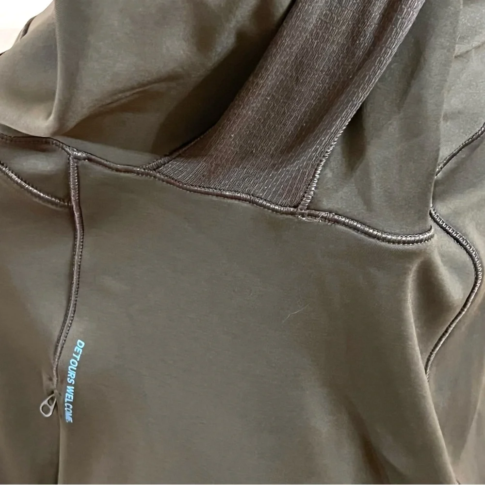 Lululemon Tech Fleece Hiking 1/4 Zip Pullover - Picture 8 of 16